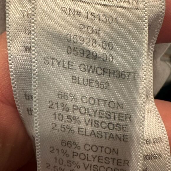 Good american good waist distressed light wash jeans - Picture 5 of 5